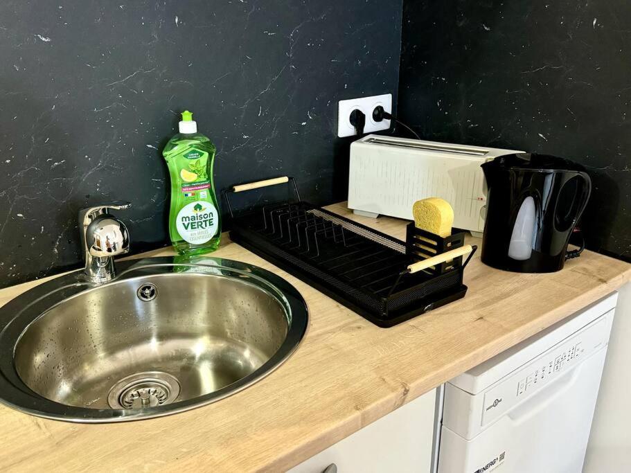 Joli Studio Centre-Ville Loriol-sur-Drome Eksteriør billede